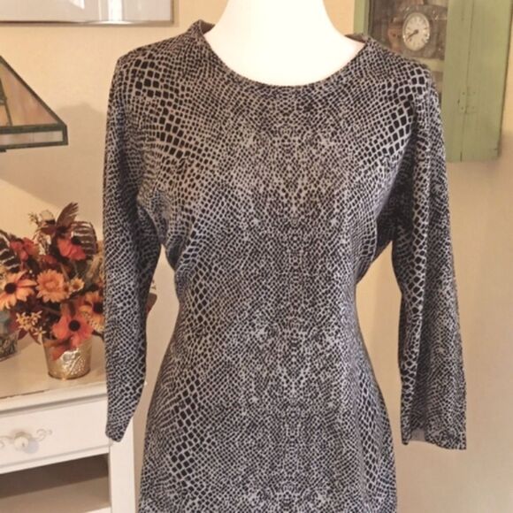 AB Studio Animal Print Sweater Dress. Reptile Print, Sweater Dress - Picture 3 of 13